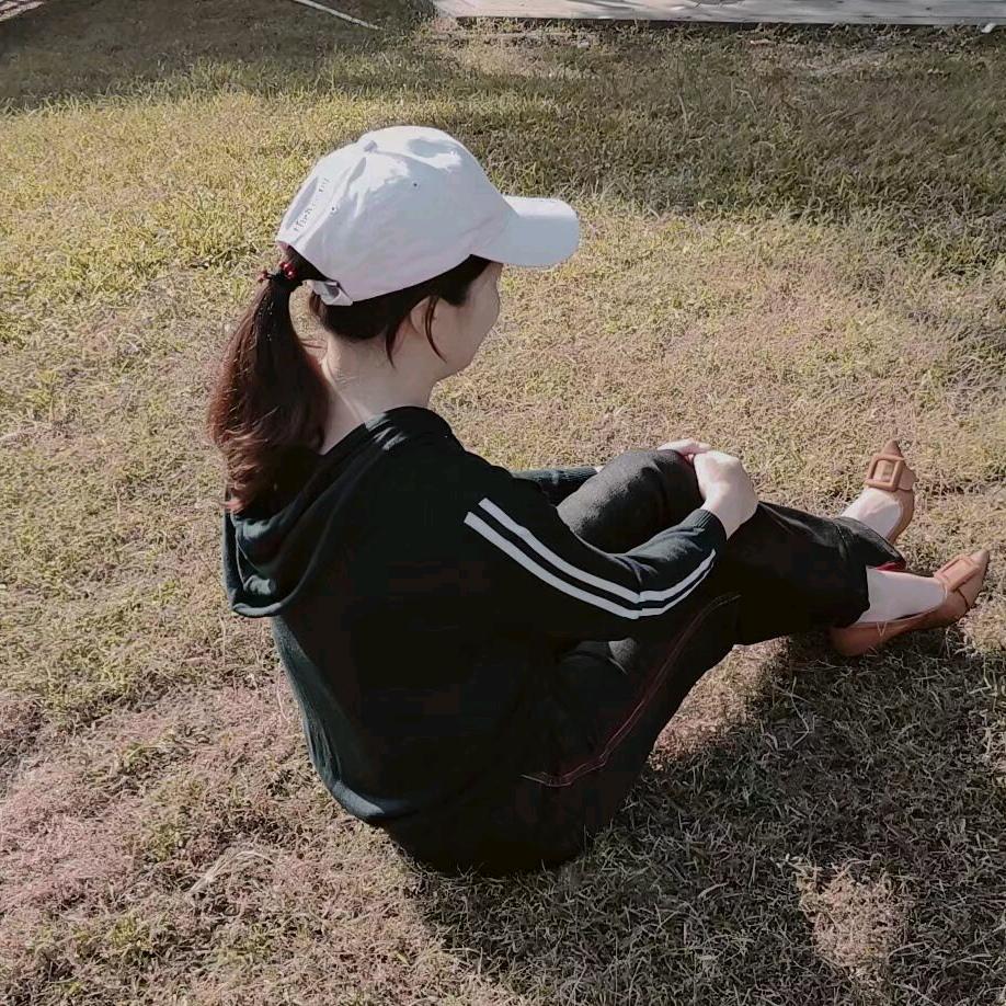 香儿(大号同名下午2.10分直播)