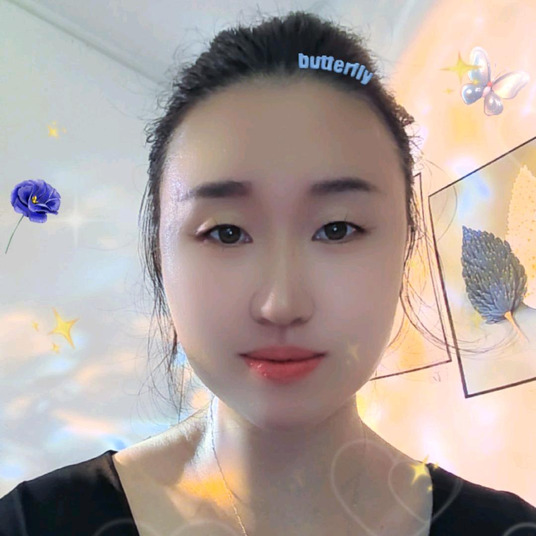 @伊伊吖