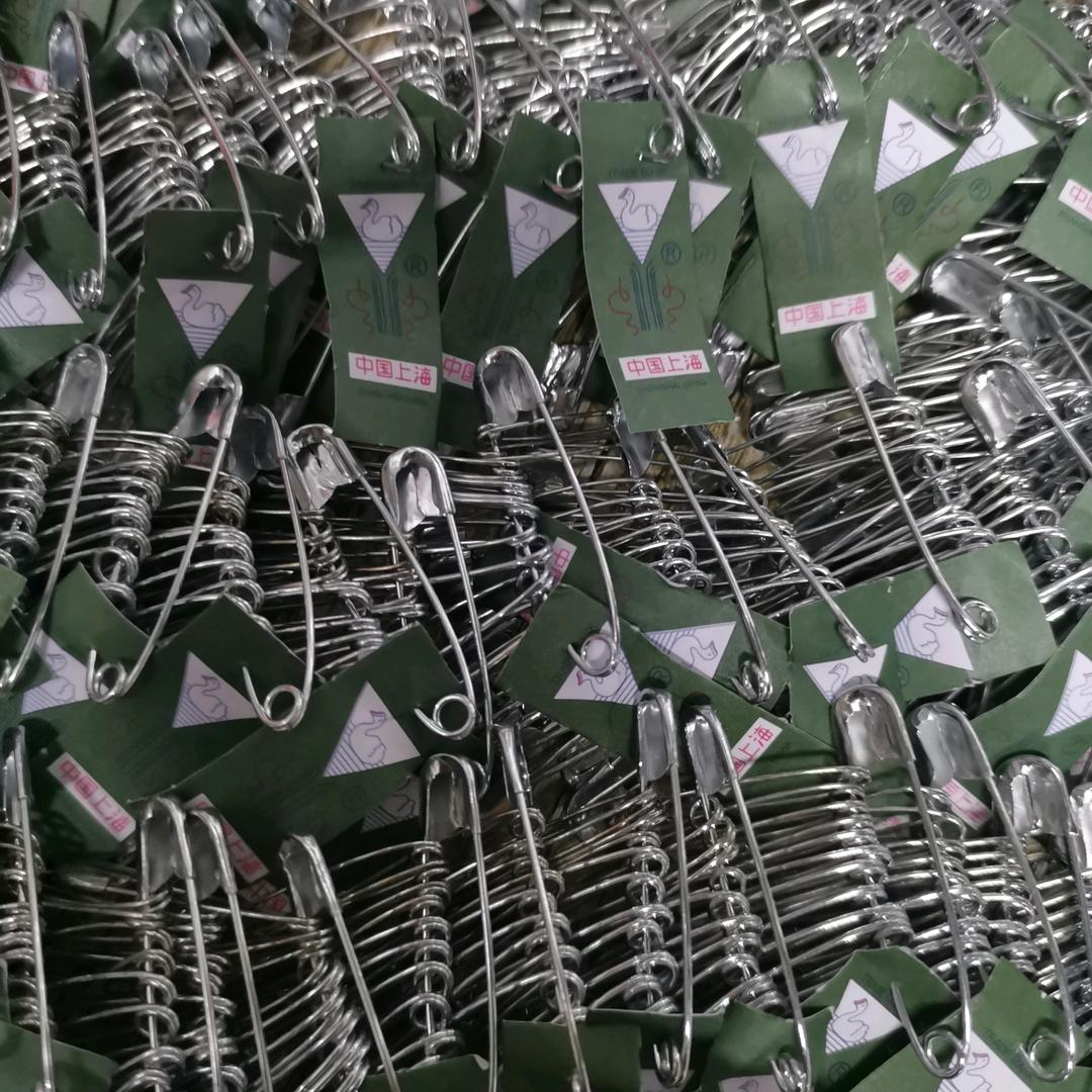 手工串别针1764937749