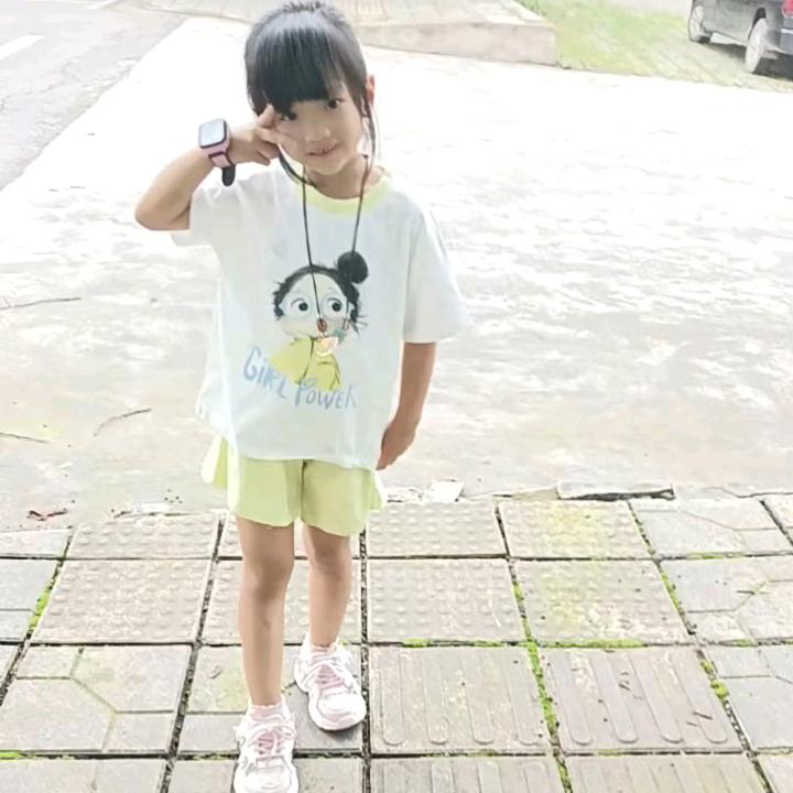 🦋单只蝴蝶🦋小雨妹
