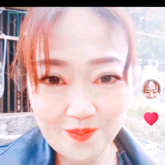 黄姐，早上，7点1O分，开播