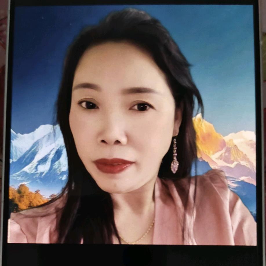 成都姐🦋下午1:30直播。