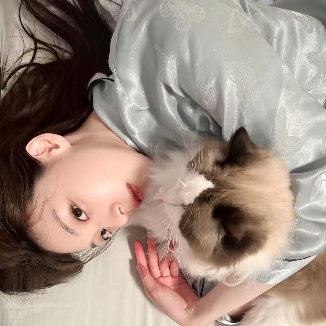 社恐的小美