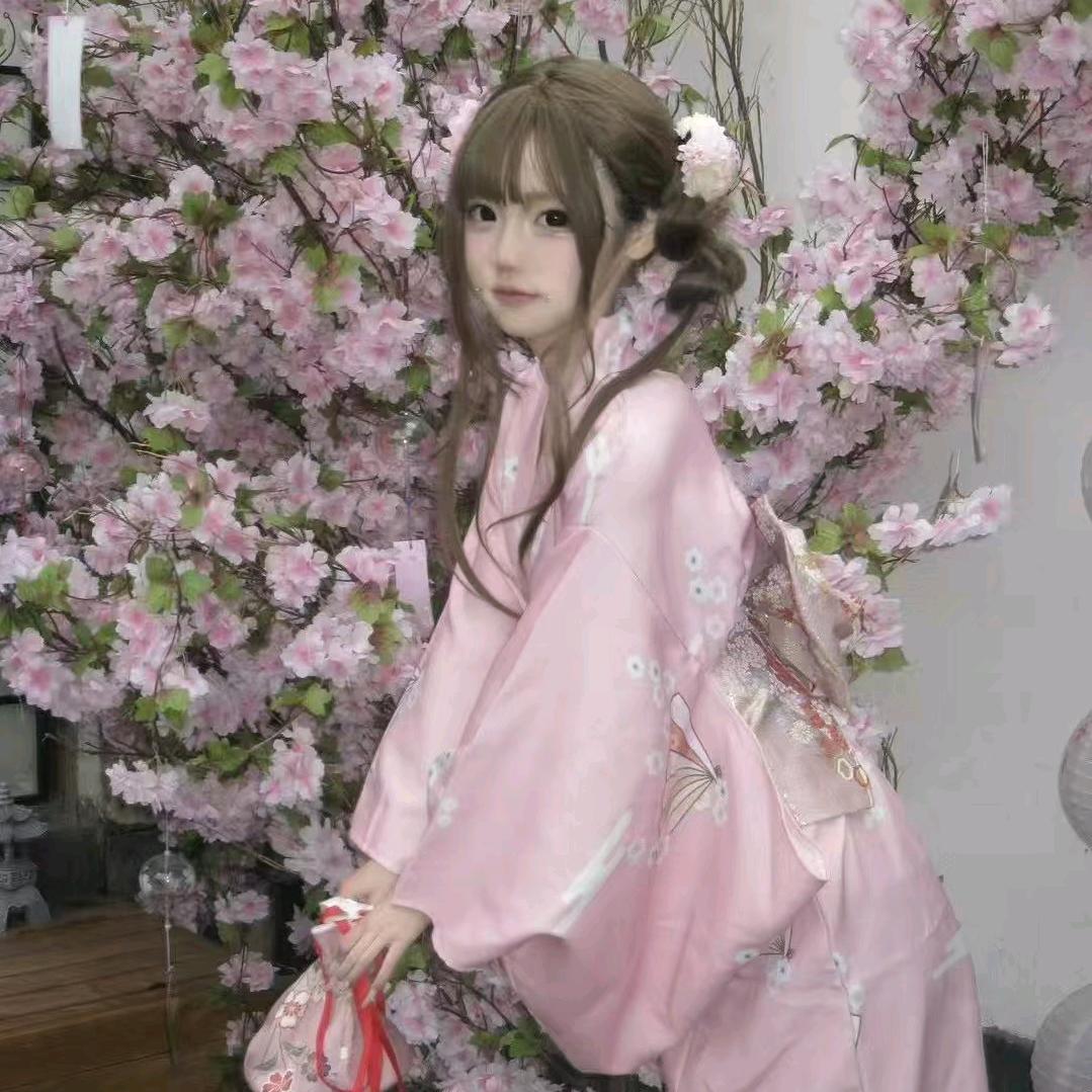 pinkgirl自拍馆化妆师悦悦