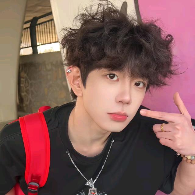 𝐗.听风🌙