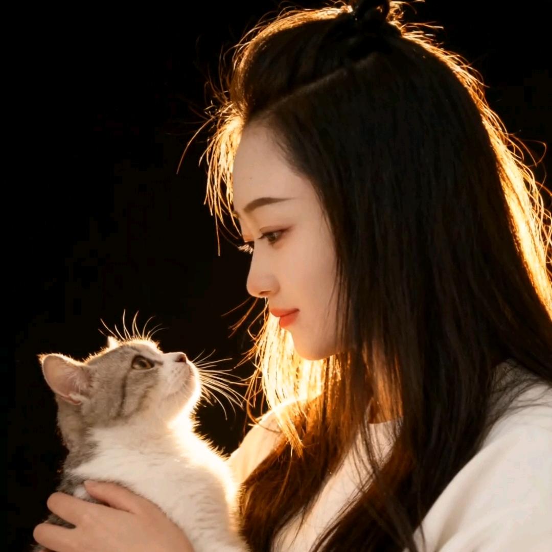 ℳ陌若·安笙☾.˖٭