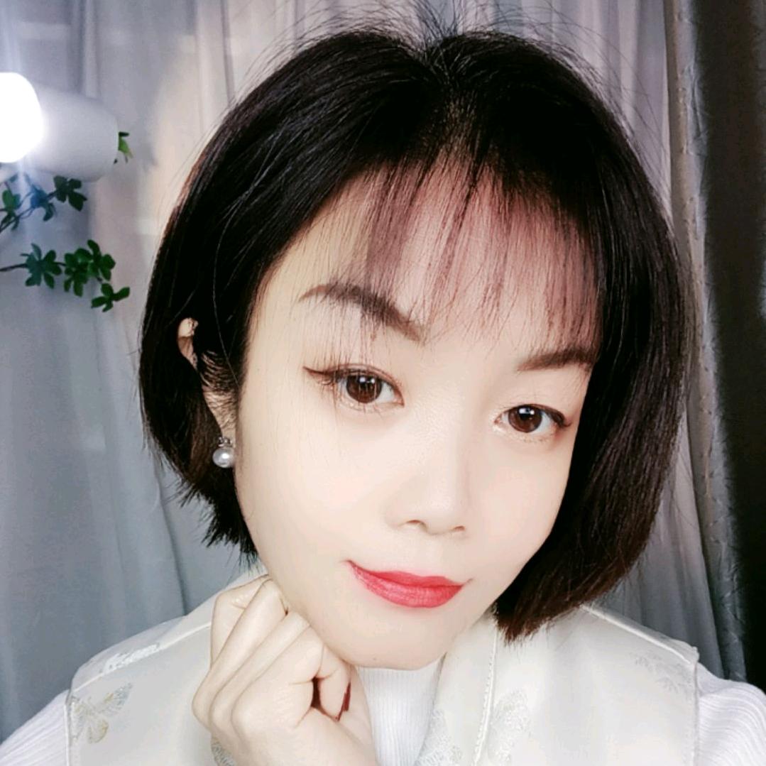 依依