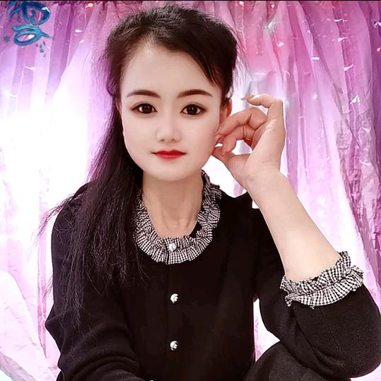 奋斗小芳白天不定时直播