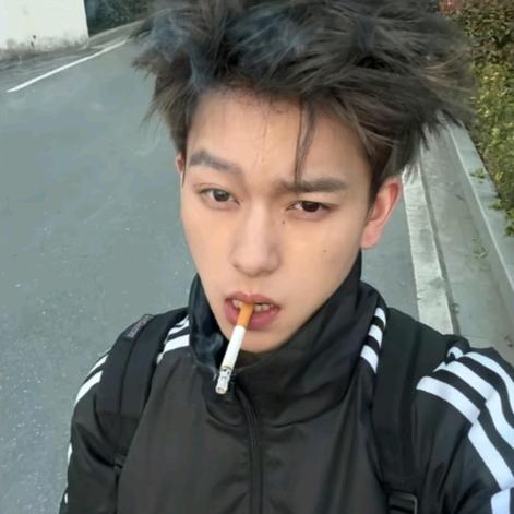 李之昂