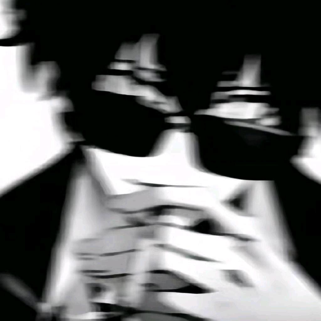 天灰灰