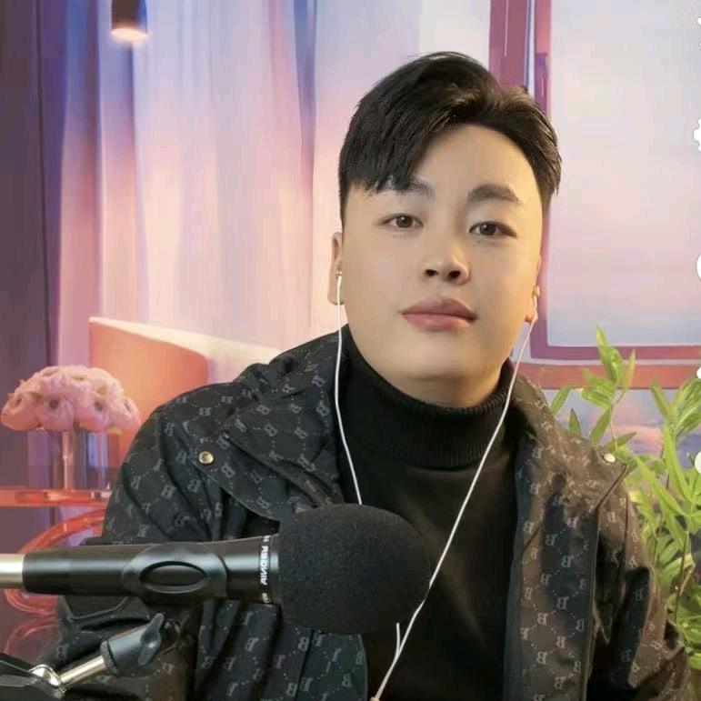 小德子 团结一致，三