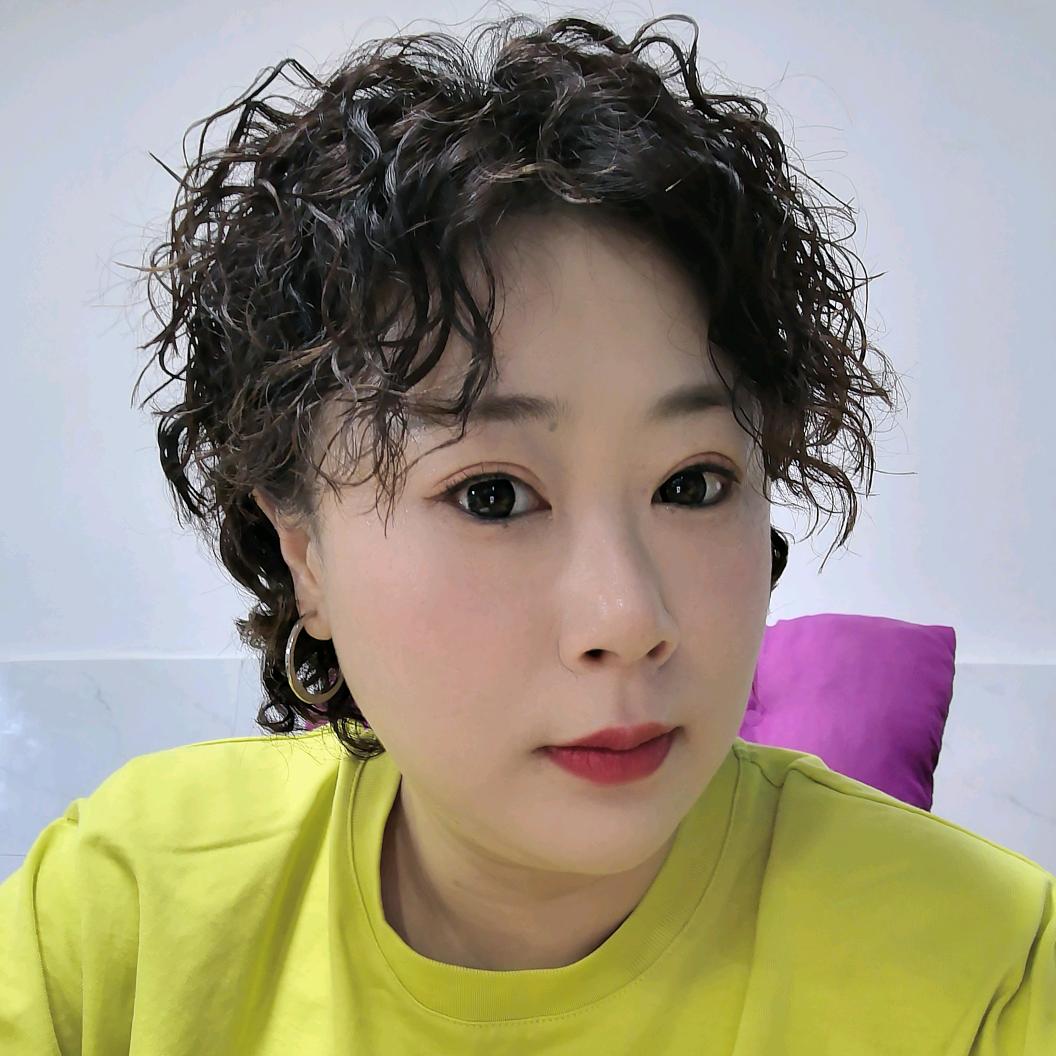 🌤 𝐡𝐚𝐩𝐩𝐲 小胖子。