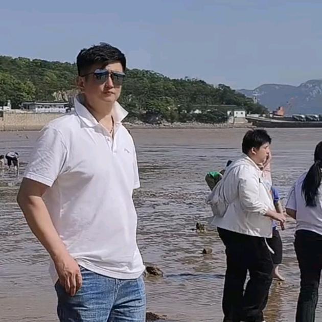 东哥哥