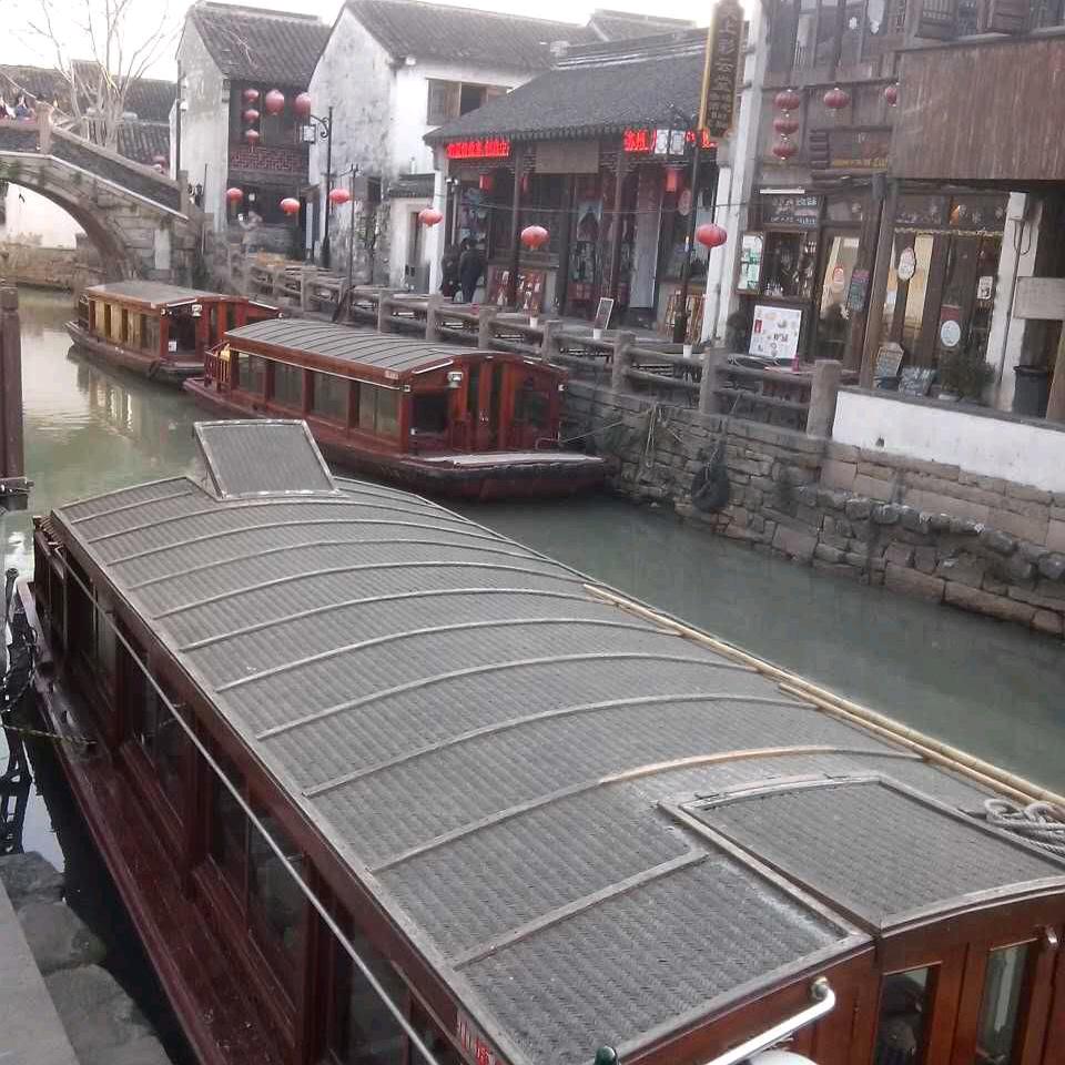 ：旬阳市雷锋车队出租车:利剑