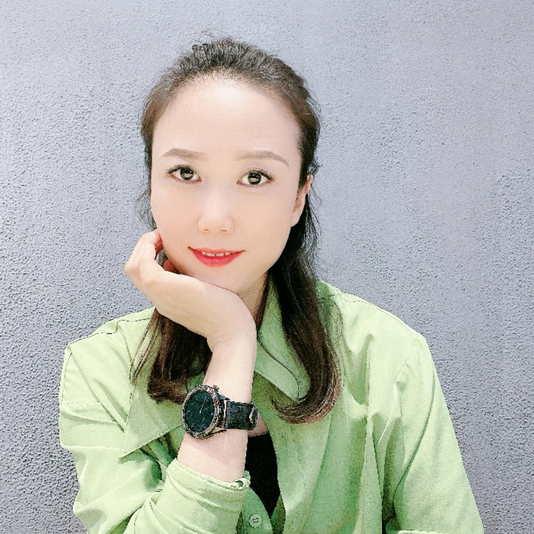 ❤抖音名称：简诱惑银泰城金牌搭配师悦悦