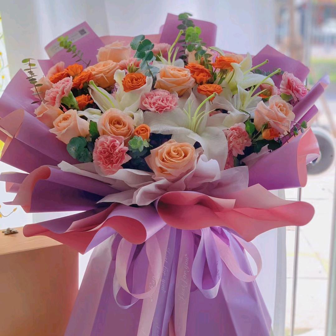 丹丹花坊婚庆丹姐