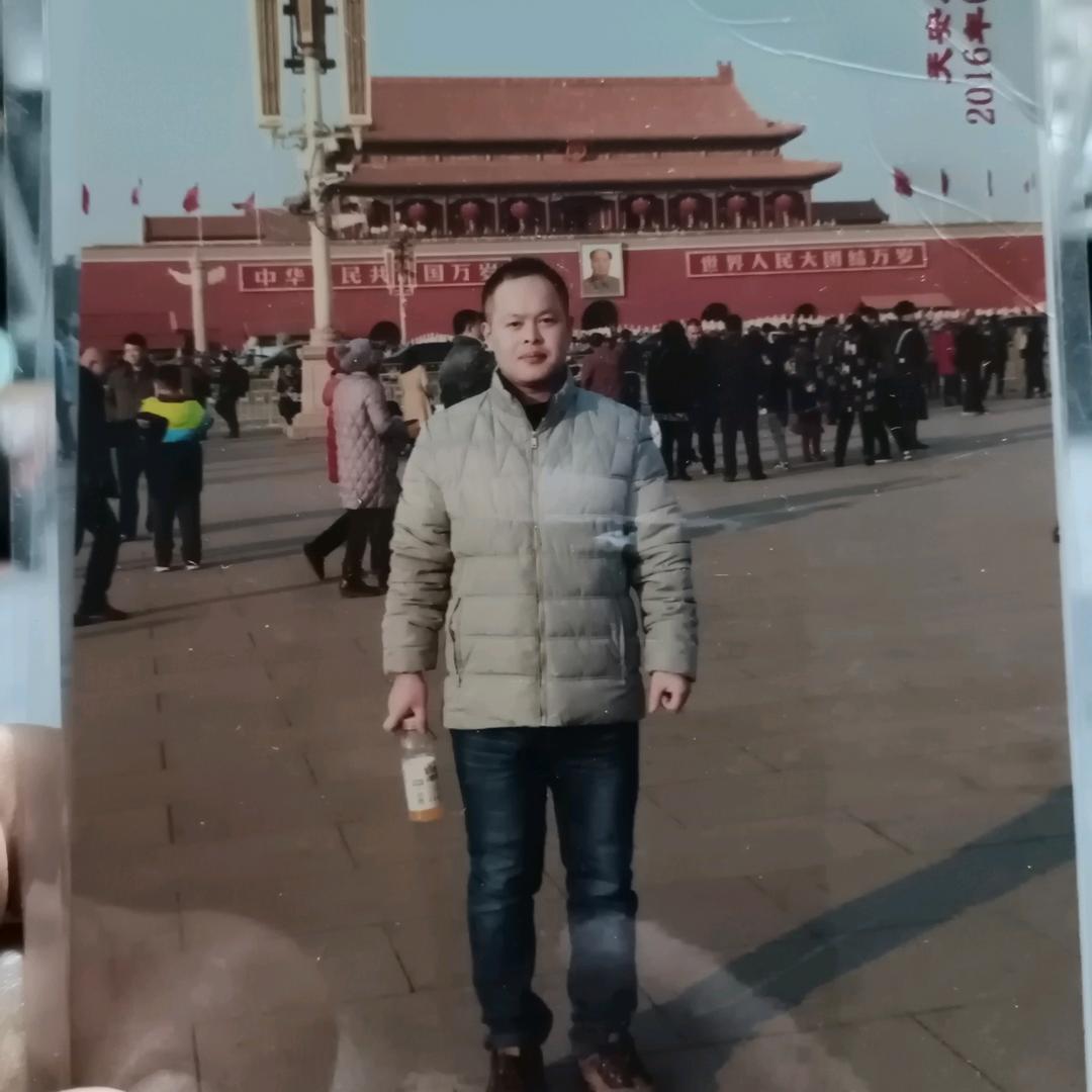 💐猪🐷哥哥😜槐树之花🌸何念！