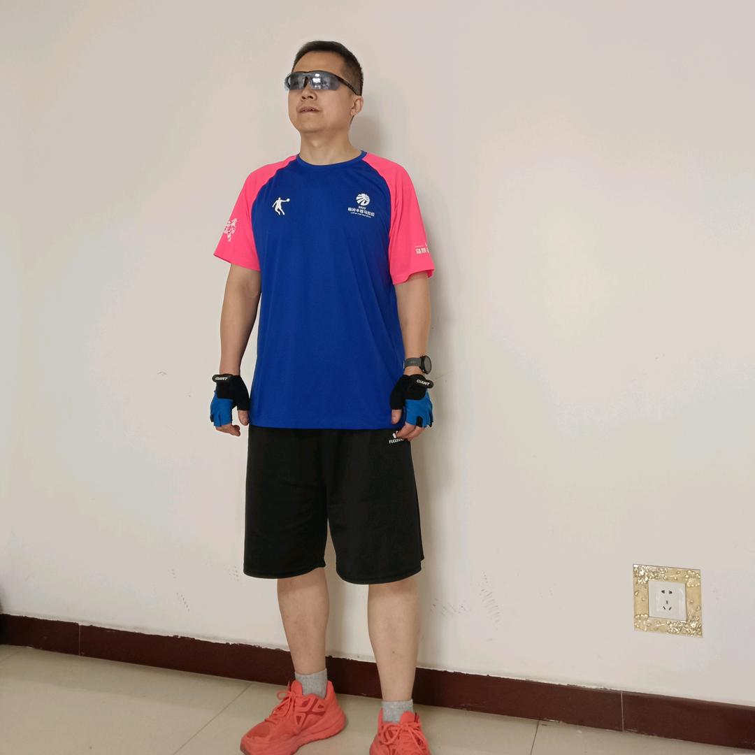 @奔跑的辉辉