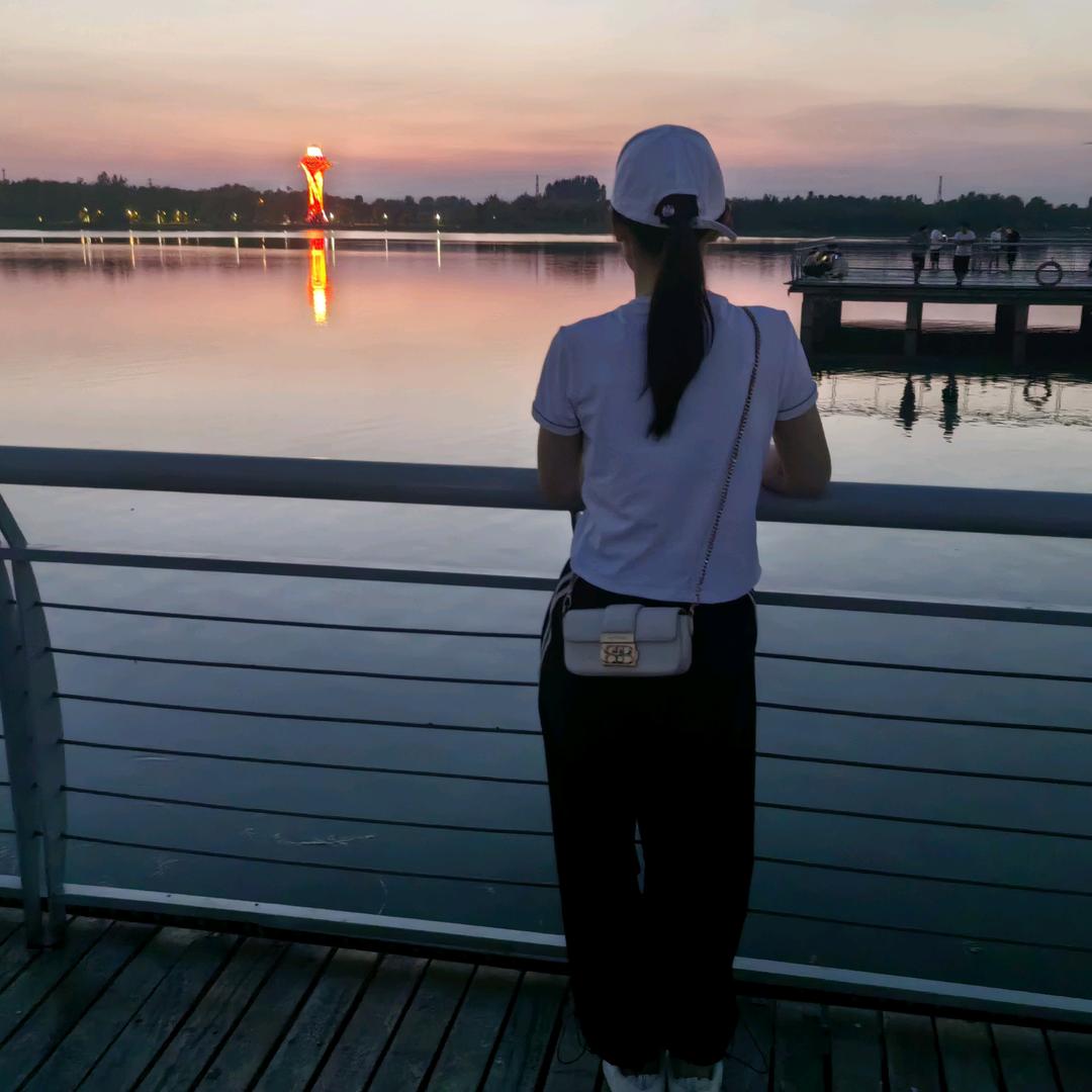 ꕥ᭄半颗᭨ᮩ糖🍒࿐