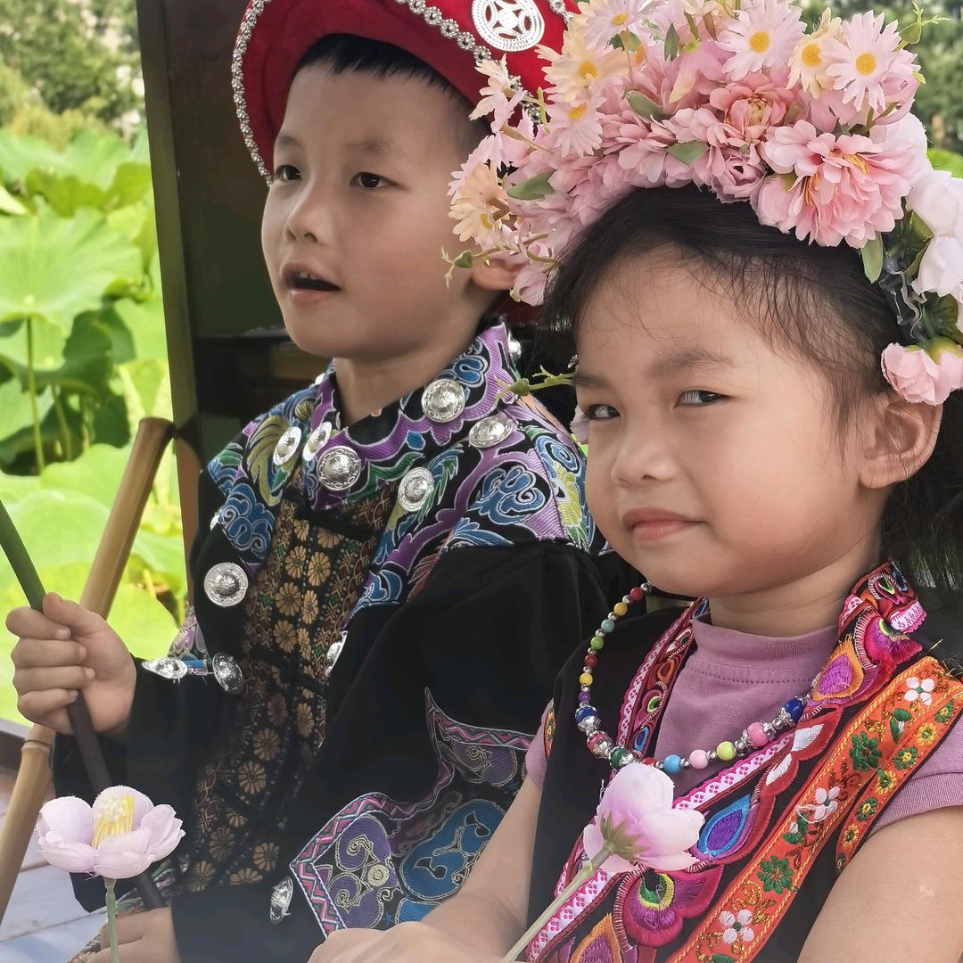 玥玥.睿睿