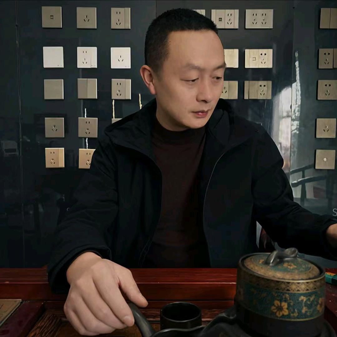洪俊建材 管赢未来