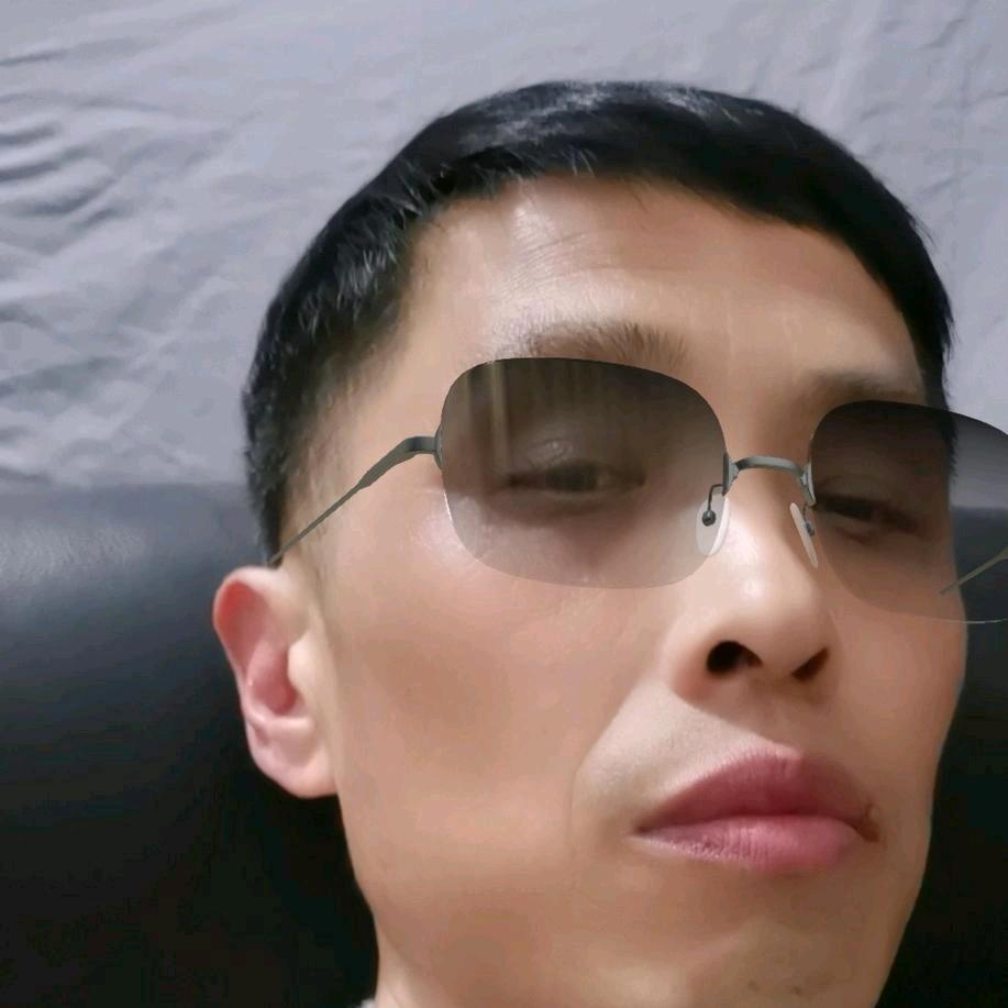 小老弟