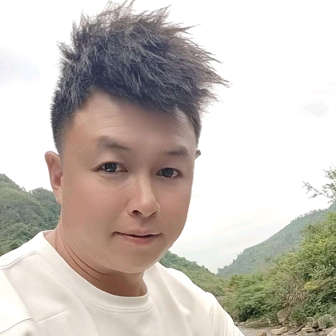 贵州龙里🐉龙哥