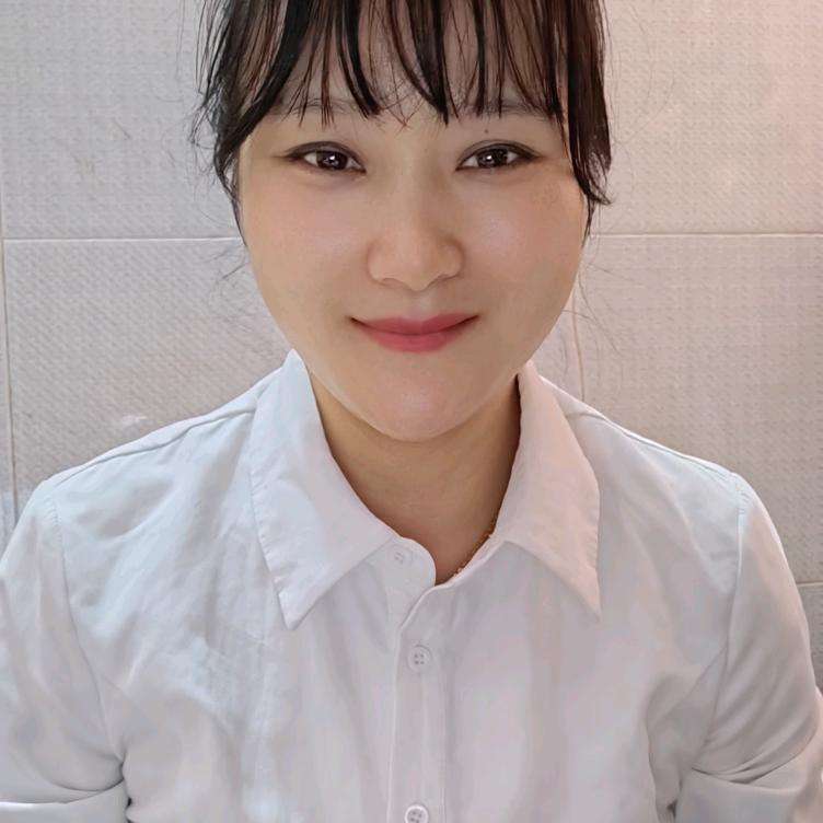 语妍