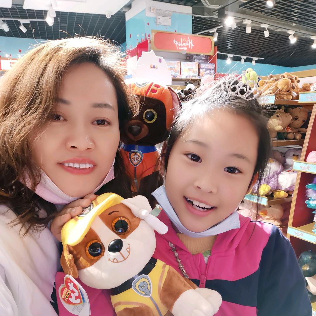 20年实体灸掌柜.小如