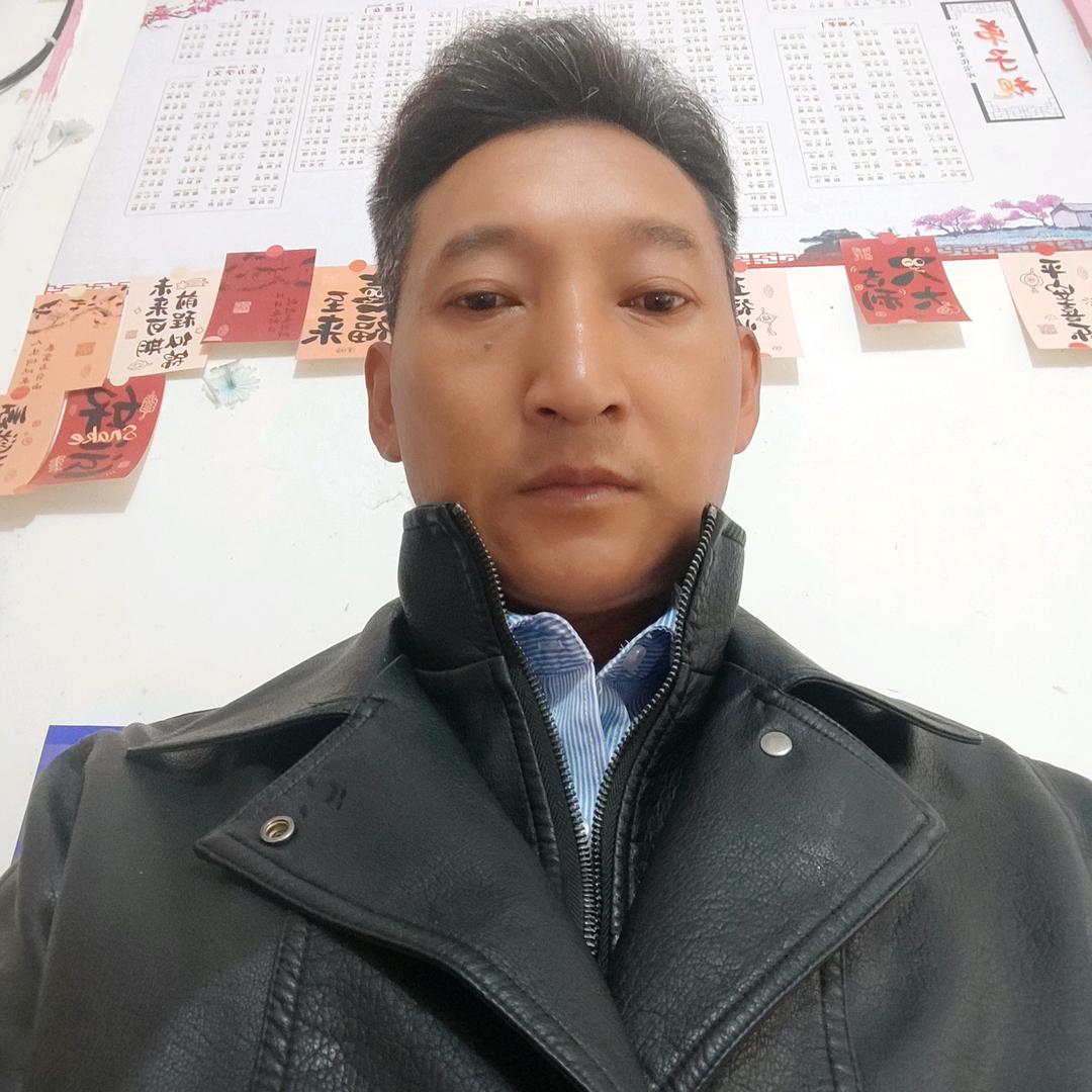 镇雄小哥哥单身一人