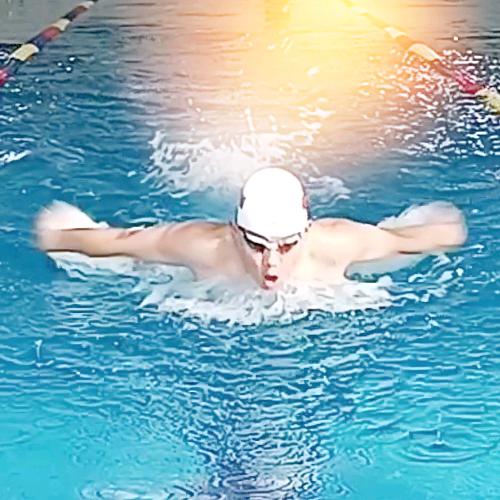 商丘兴华学校游泳教练-魏教练