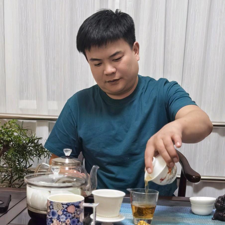 骑猪兜风
