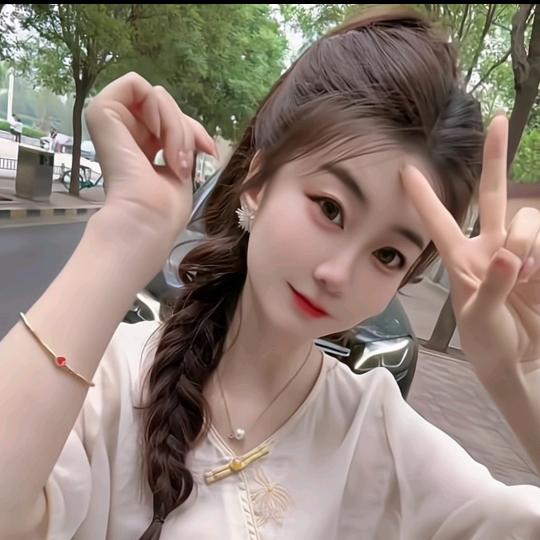 玲玲女装穿搭