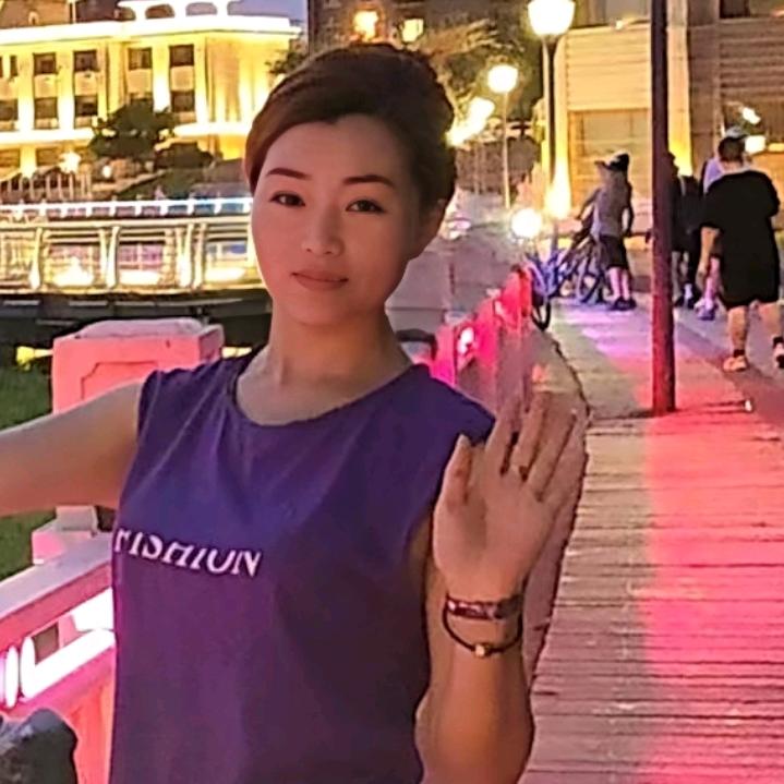 乡里乡亲…芳芳