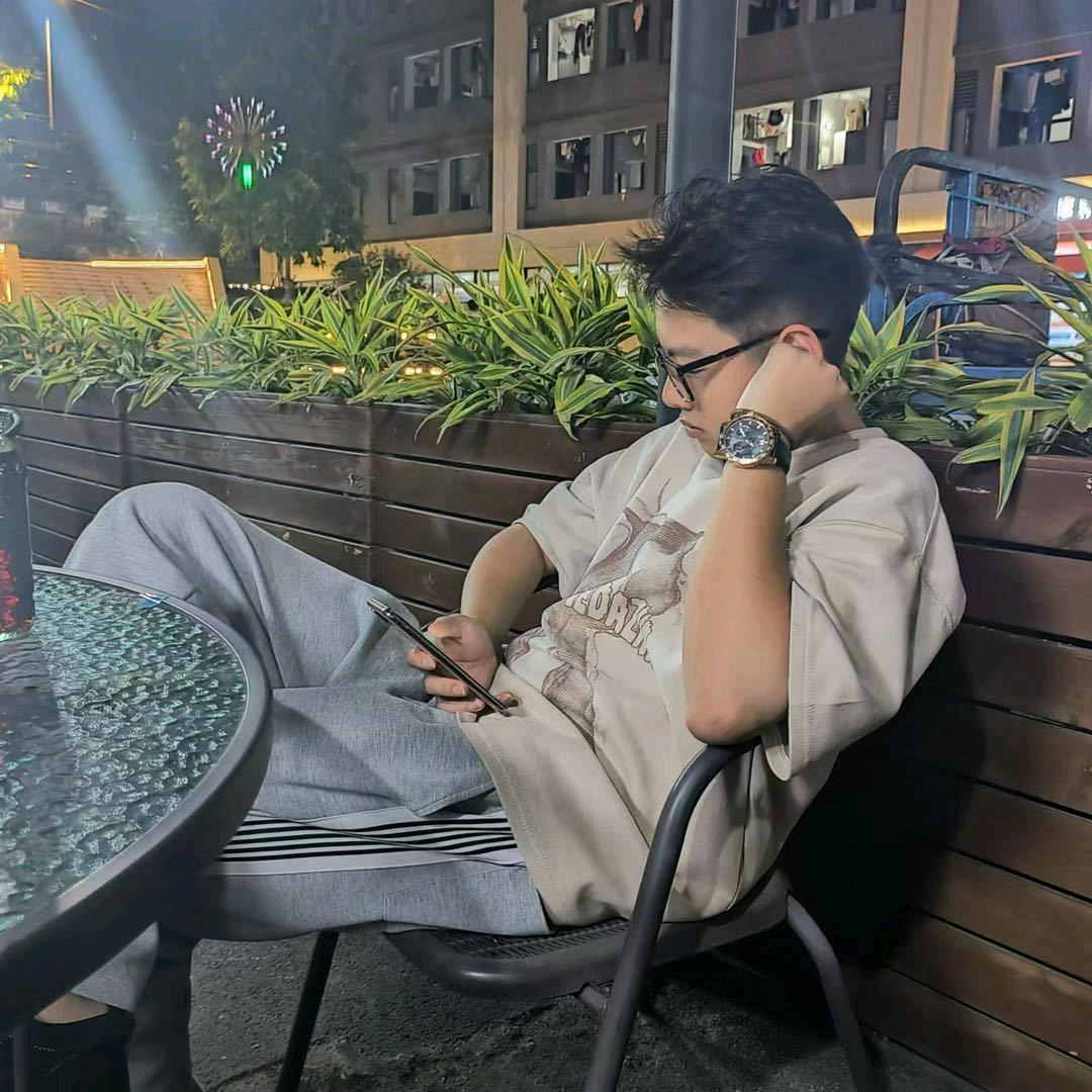 小辉丨全域无人 专业代播