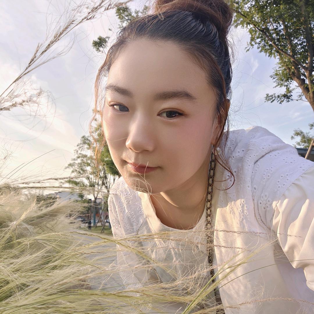 Li丽