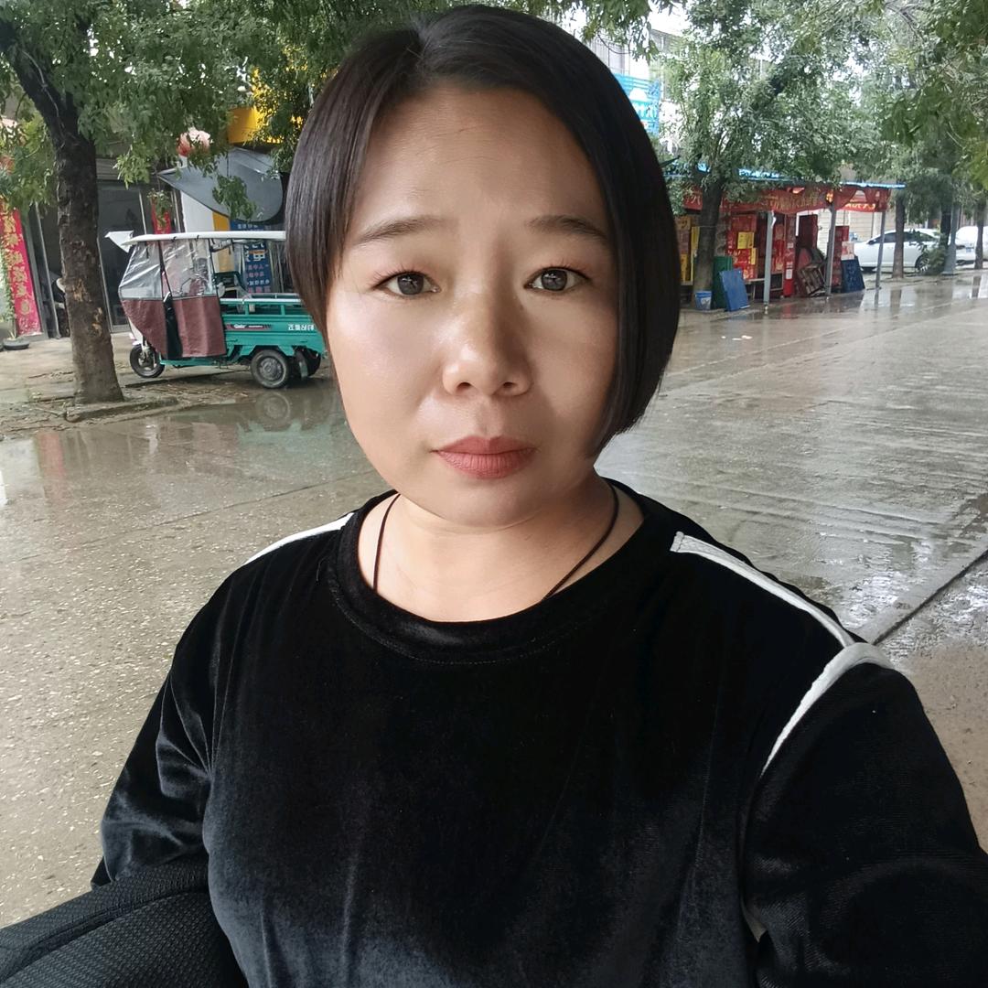 @张霞