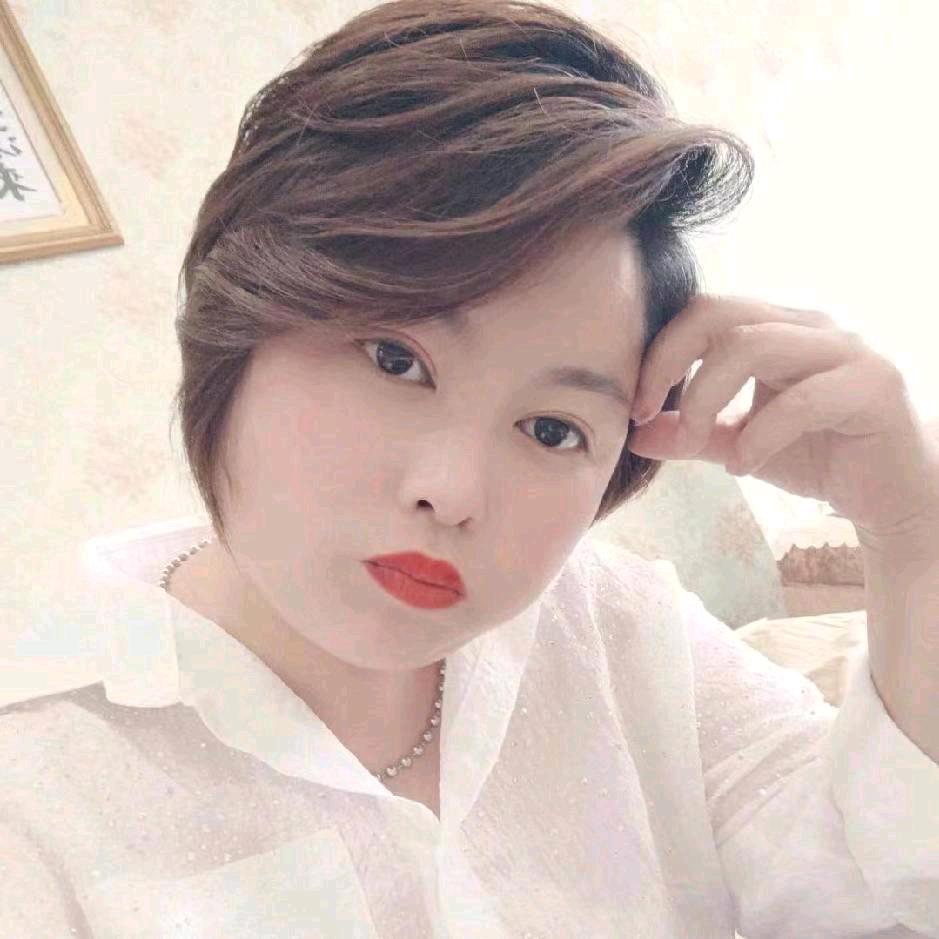 单身邱姐《没人疼》