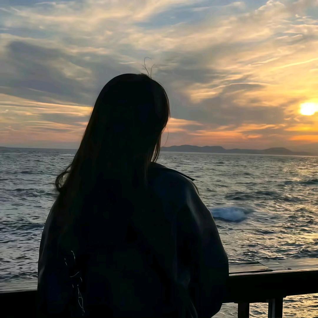 ☘️  鱼 、儿～🐬