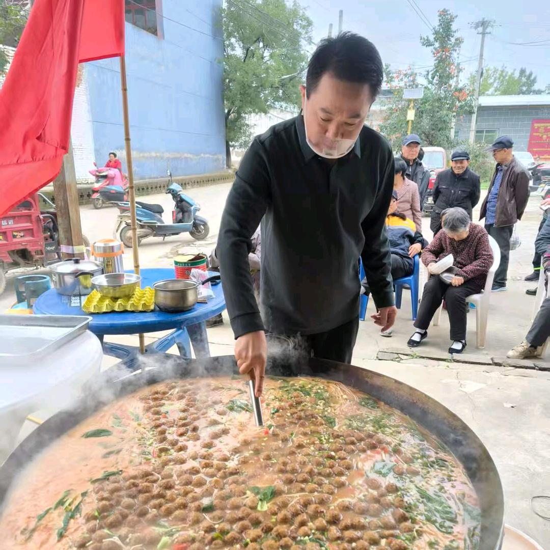 守村人（两元爱心餐）