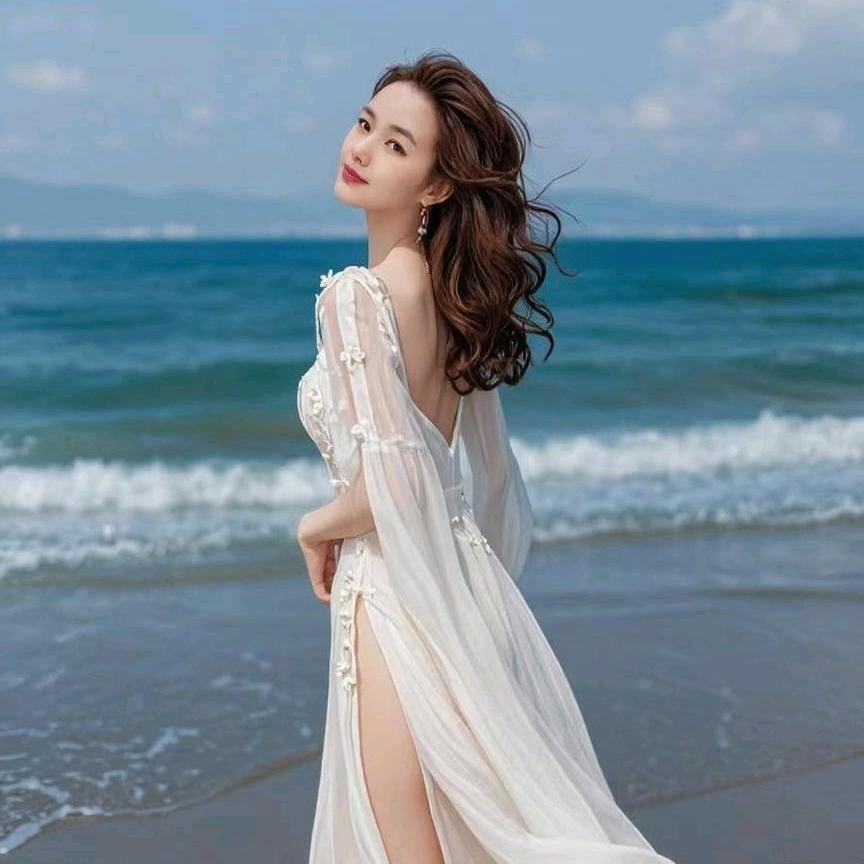 是小郭吖（服装穿搭）
