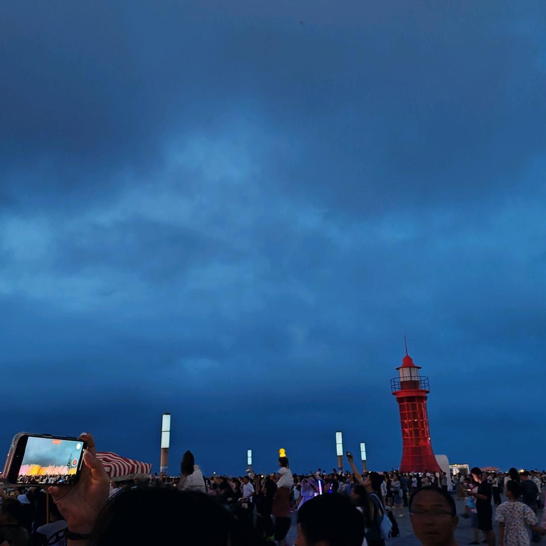 18岁的吉吉国王