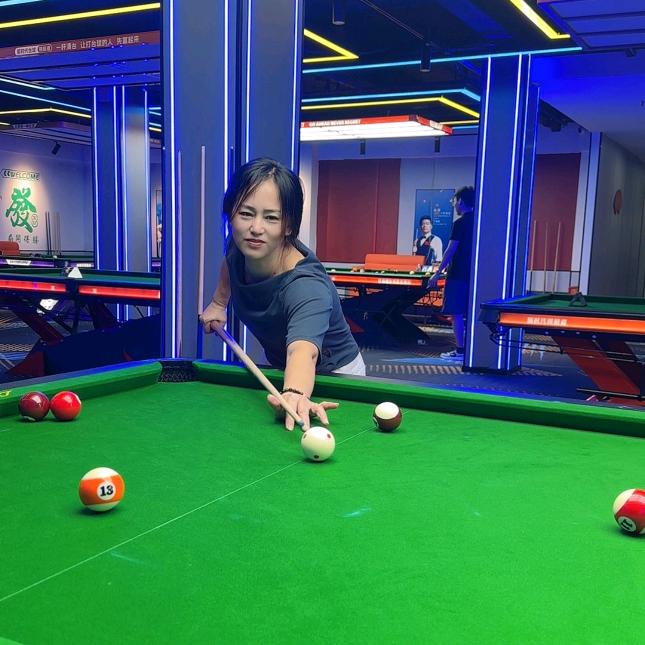 立扬棋牌台球俱乐部