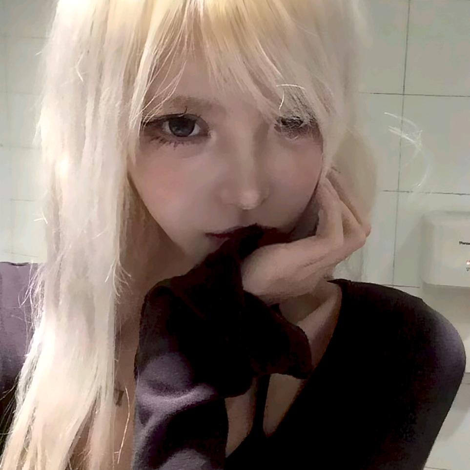 楠楠.