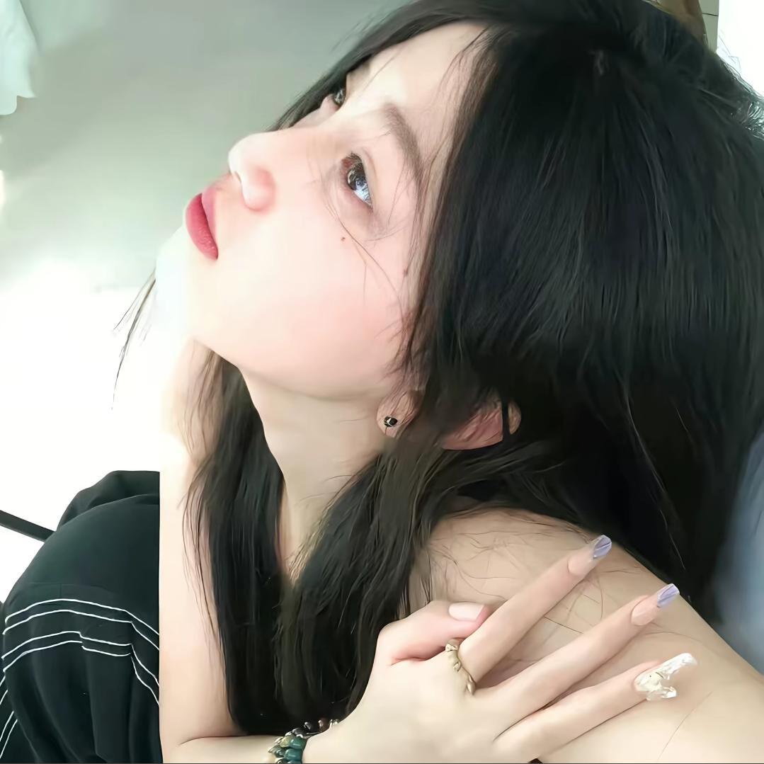 主播瑾筱.