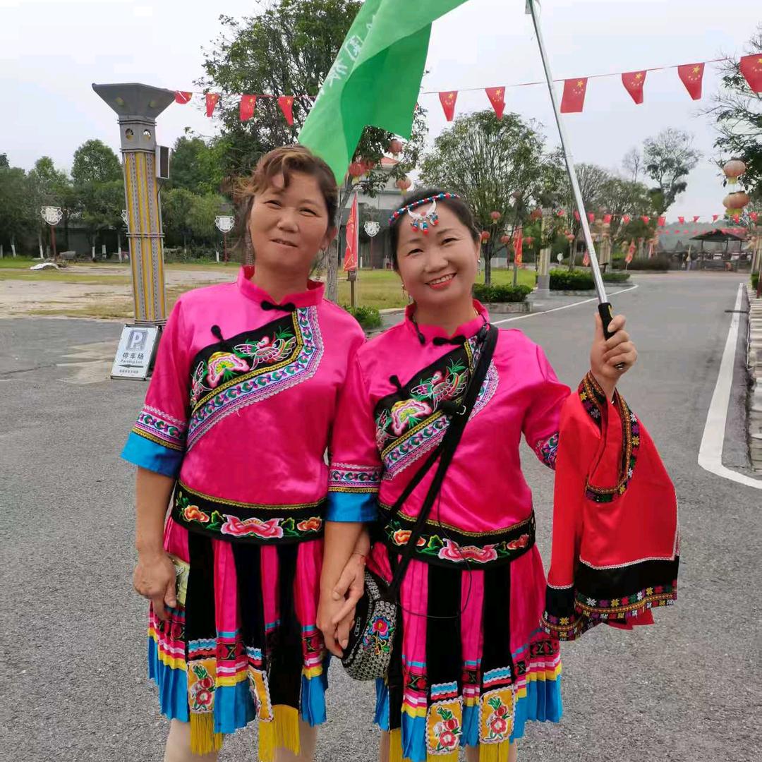 瑶祖故里大观园导游月亮姐姐
