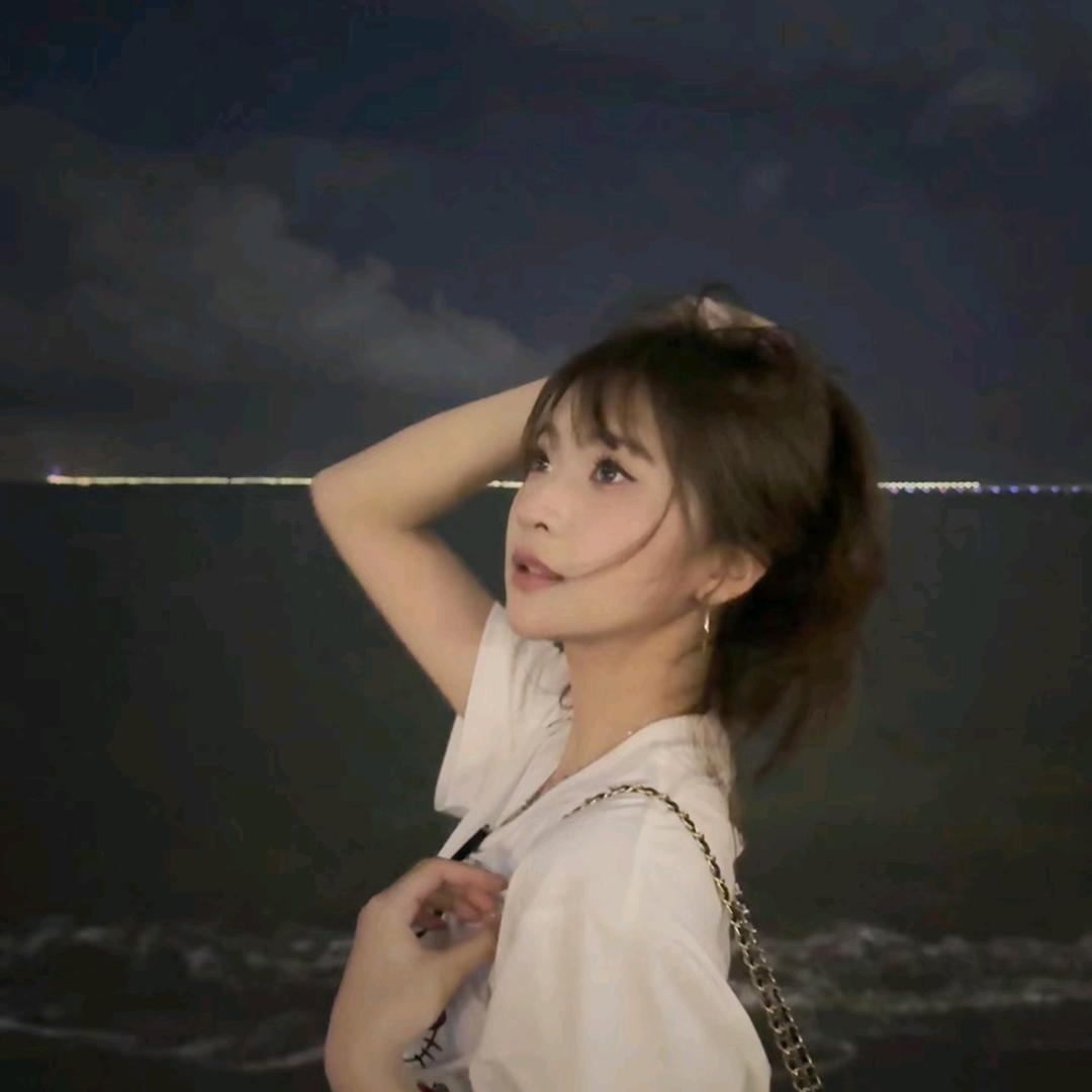 董董