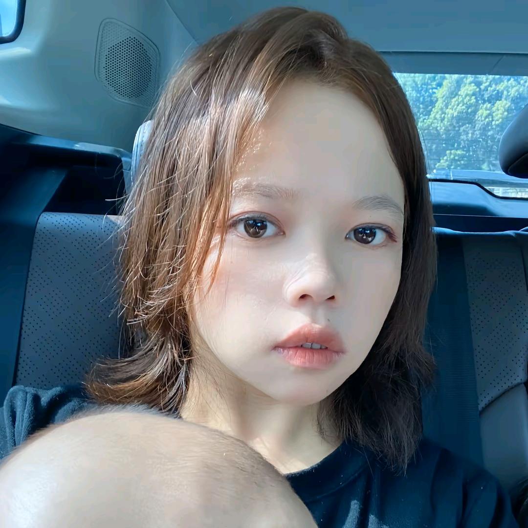 静静就是我（单亲妈妈两个孩子）