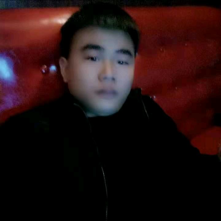 别想拿捏我~~