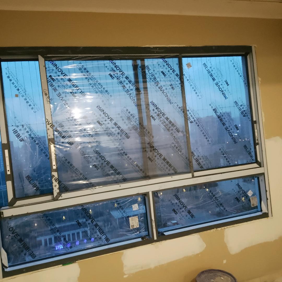 重庆门窗、小陈